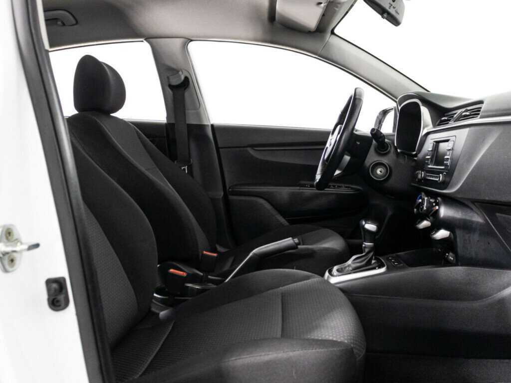 Б/У Киа Рио 2020 года. Фото: #21