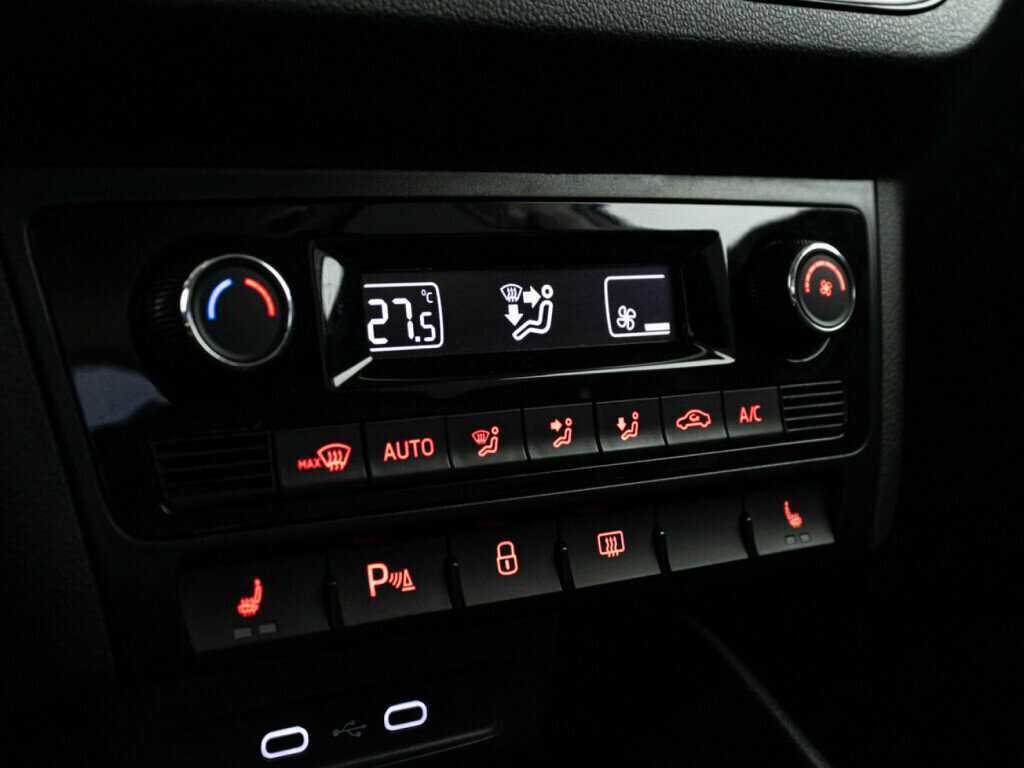 Б/У Фольксваген Поло 2020 года. Фото: #14