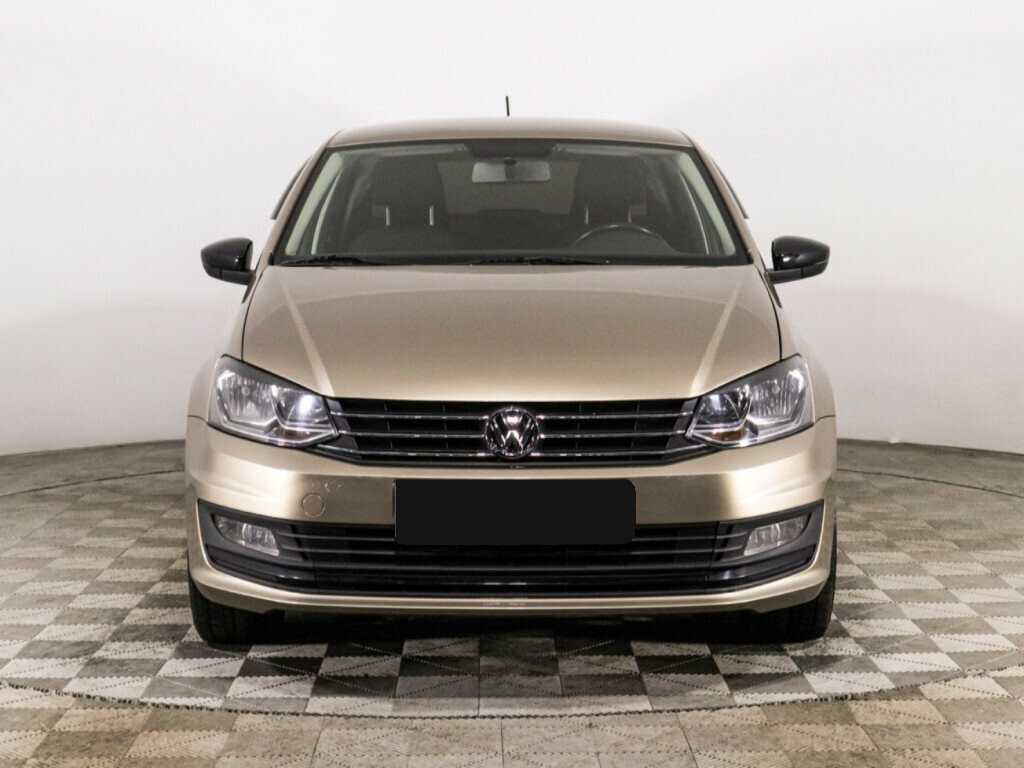 Б/У Фольксваген Поло 2018 года. Фото: #1