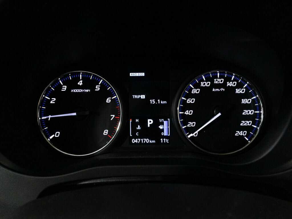 Б/У Митсубиши Оутлэндер 2018 года. Фото: #11