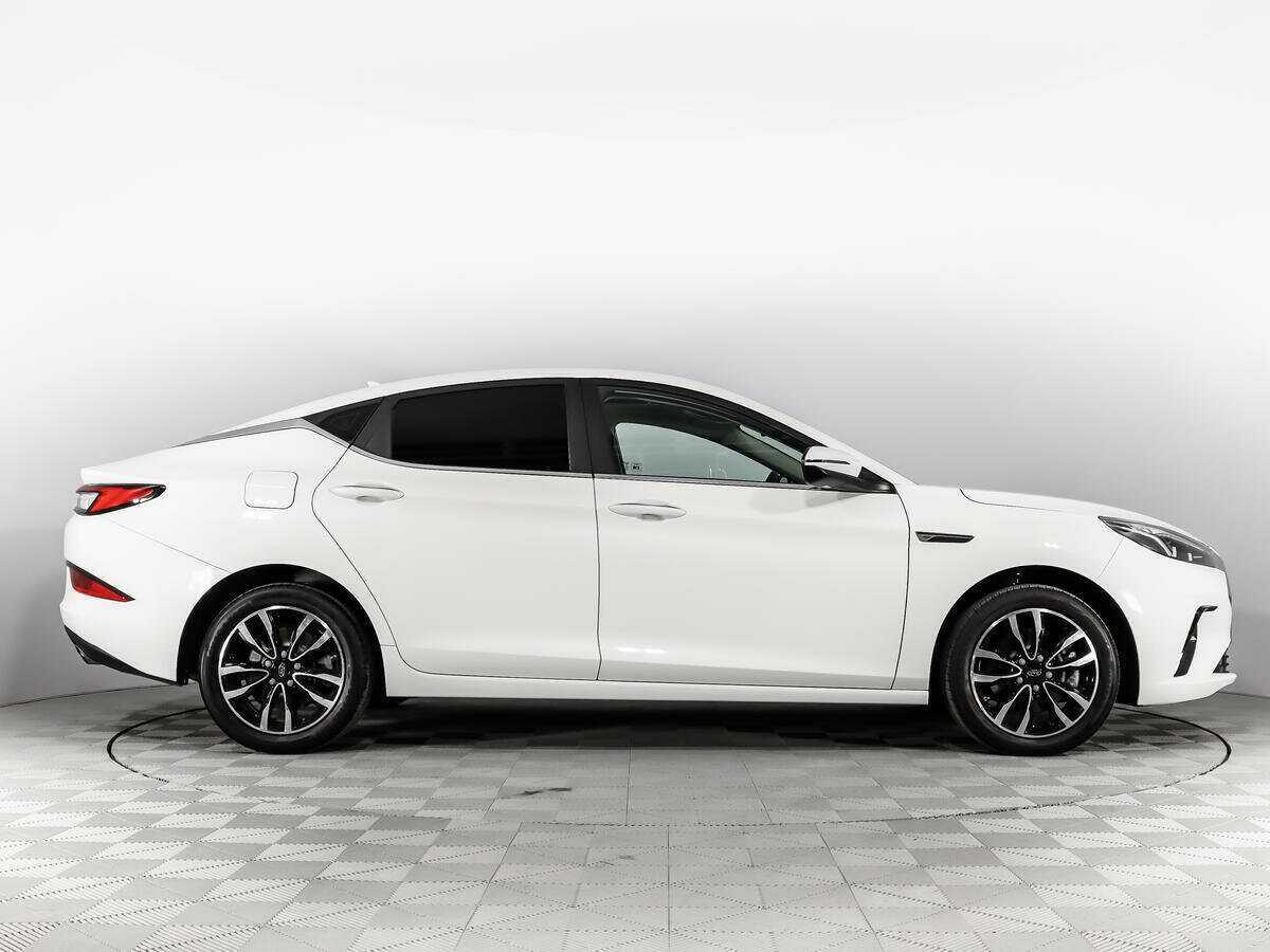 Б/У Джак Джи7 2021 года. Фото: #3