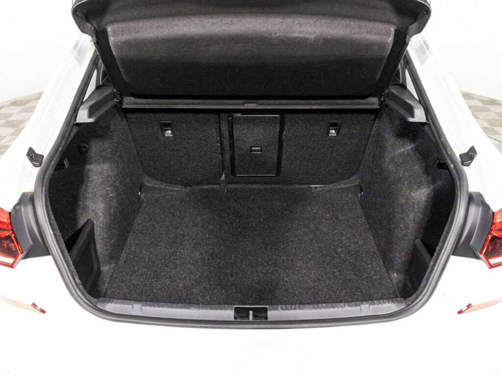 Б/У Фольксваген Поло 2020 года. Фото: #14