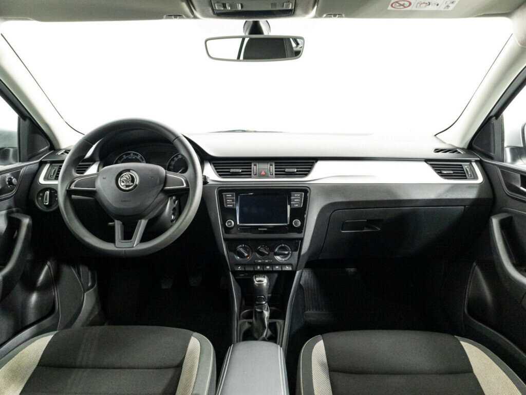 Б/У Шкода Рапид 2018 года. Фото: #11