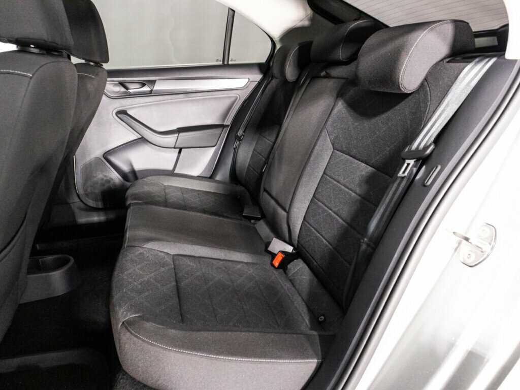 Б/У Фольксваген Поло 2020 года. Фото: #9