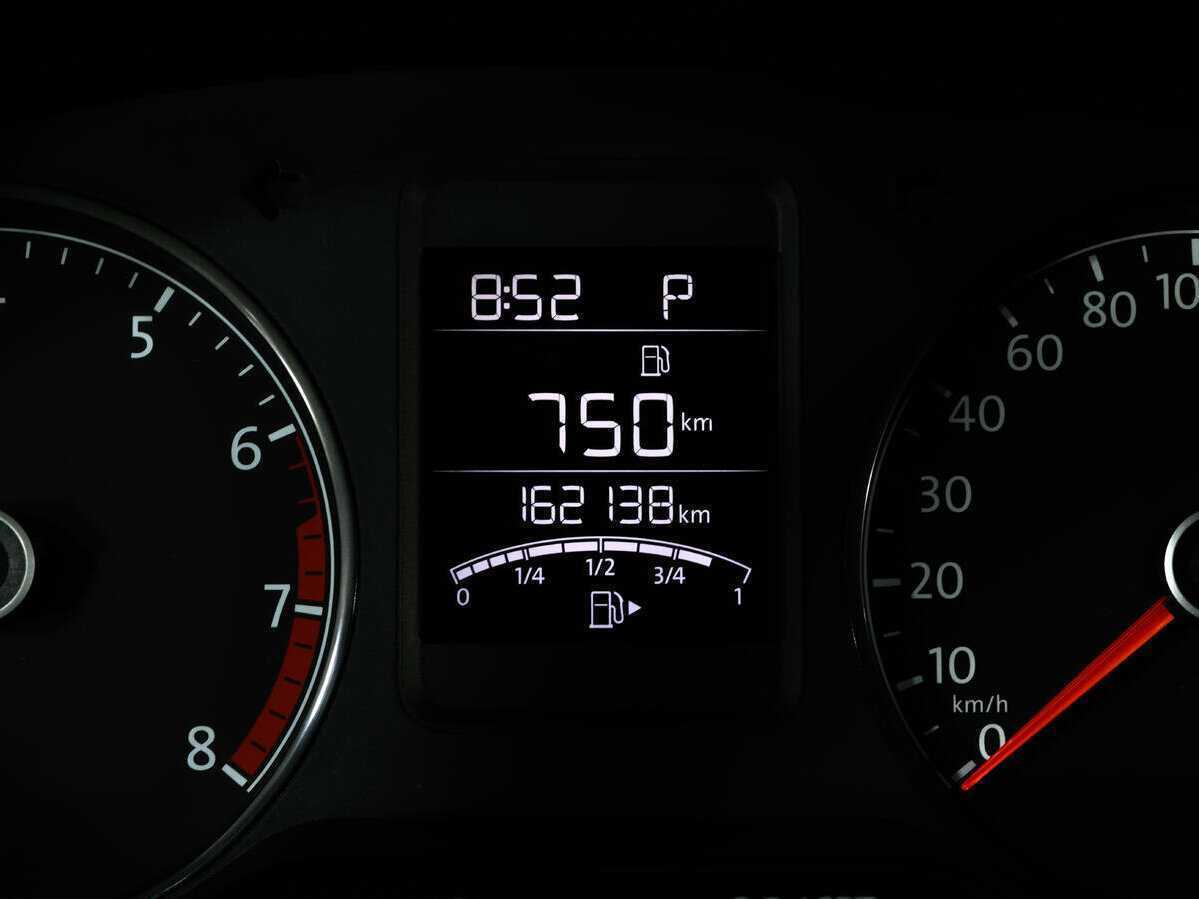 Б/У Фольксваген Поло 2017 года. Фото: #13