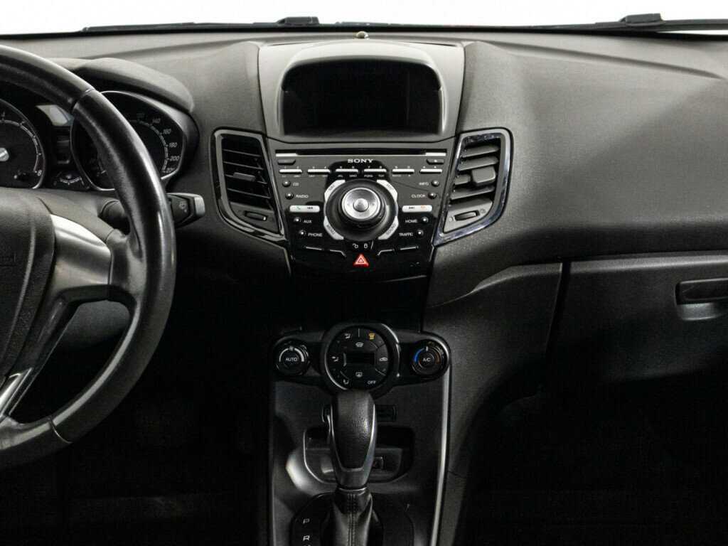 Б/У Форд Фиеста 2015 года. Фото: #13