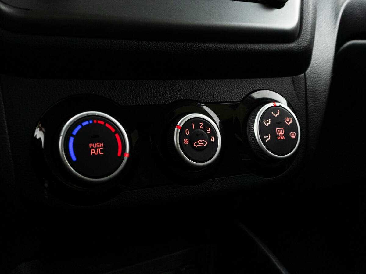 Б/У Киа Рио 2016 года. Фото: #14