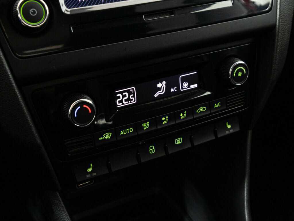 Б/У Шкода Рапид 2018 года. Фото: #14