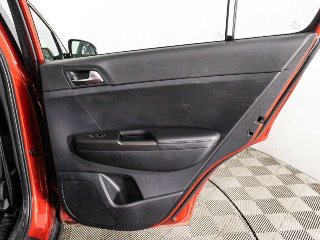 Б/У Киа Спортейдж 2019 года. Фото: #19