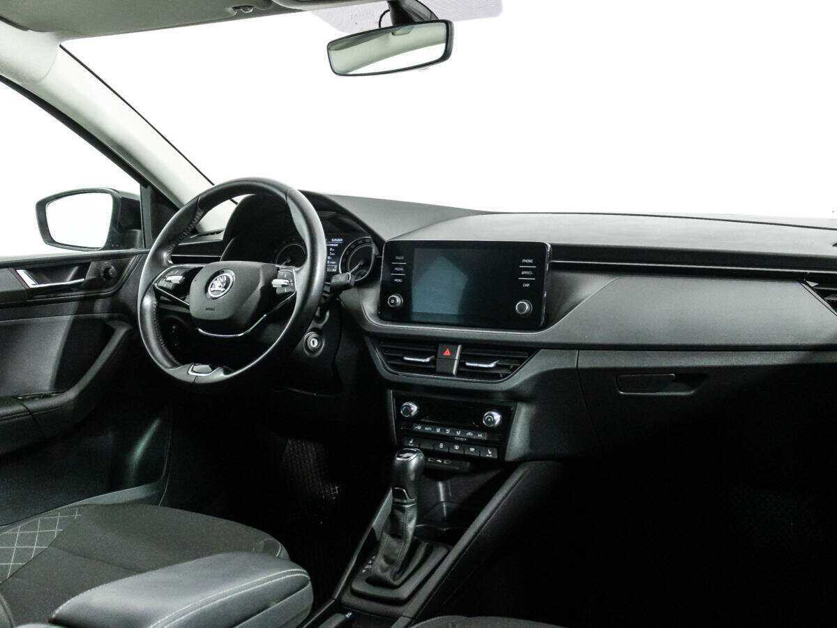 Б/У Шкода Рапид 2021 года. Фото: #8