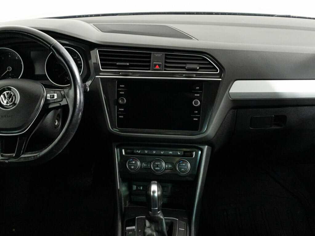 Б/У Фольксваген Тигуан 2017 года. Фото: #13