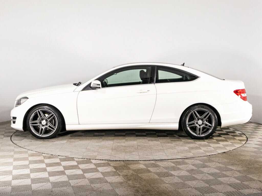 Б/У Мерседес-Бенц Ц-Класс 2013 года. Фото: #7