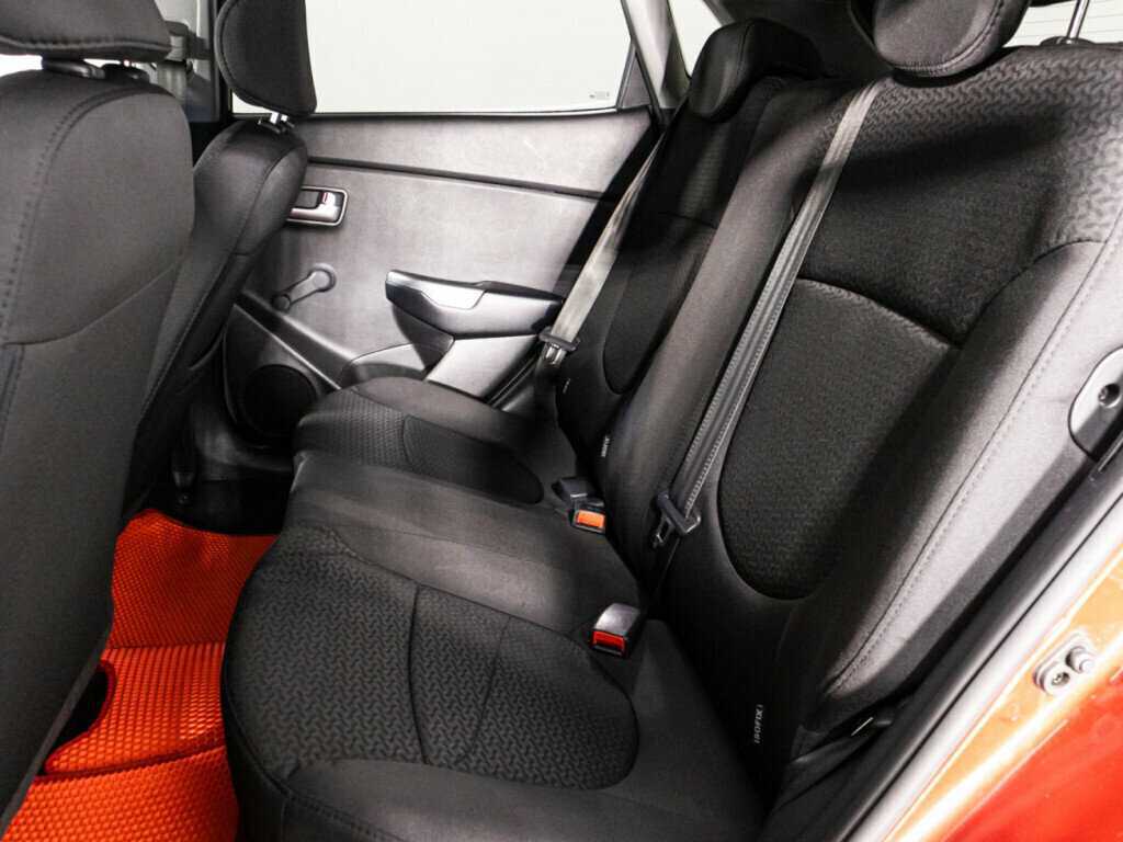 Б/У Киа Рио 2015 года. Фото: #9