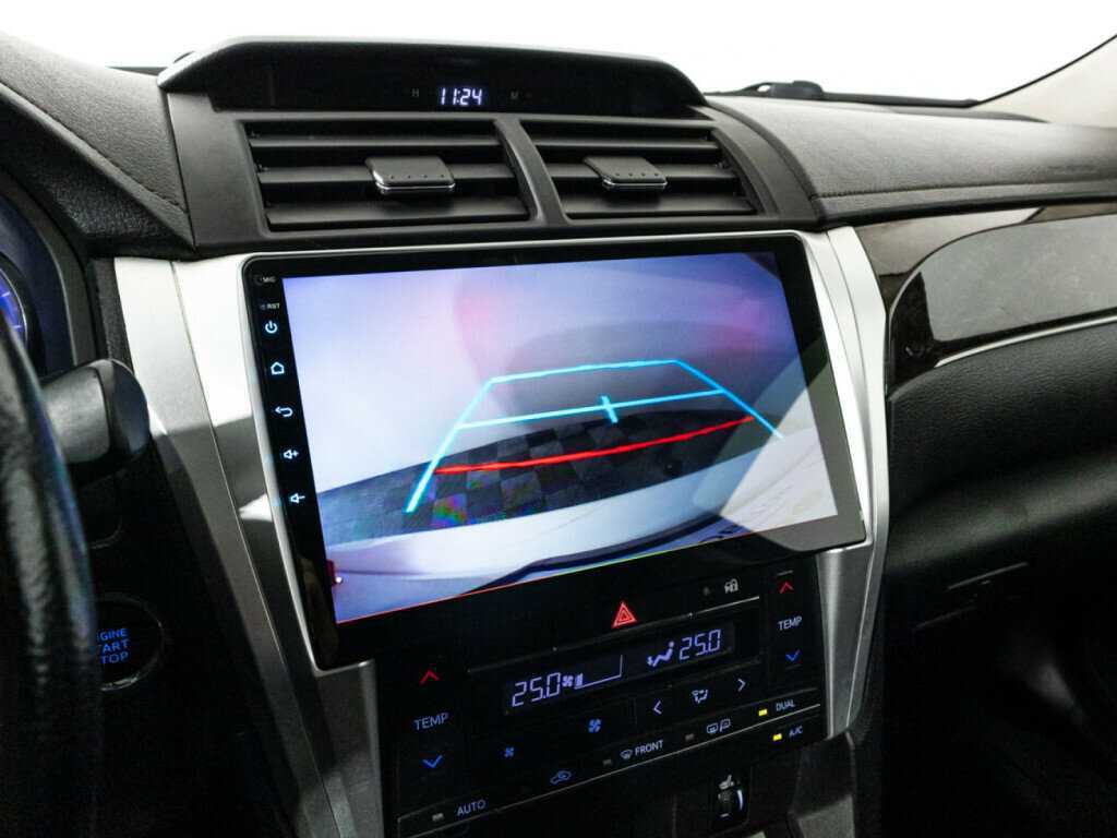 Б/У Тойота Камри 2018 года. Фото: #15