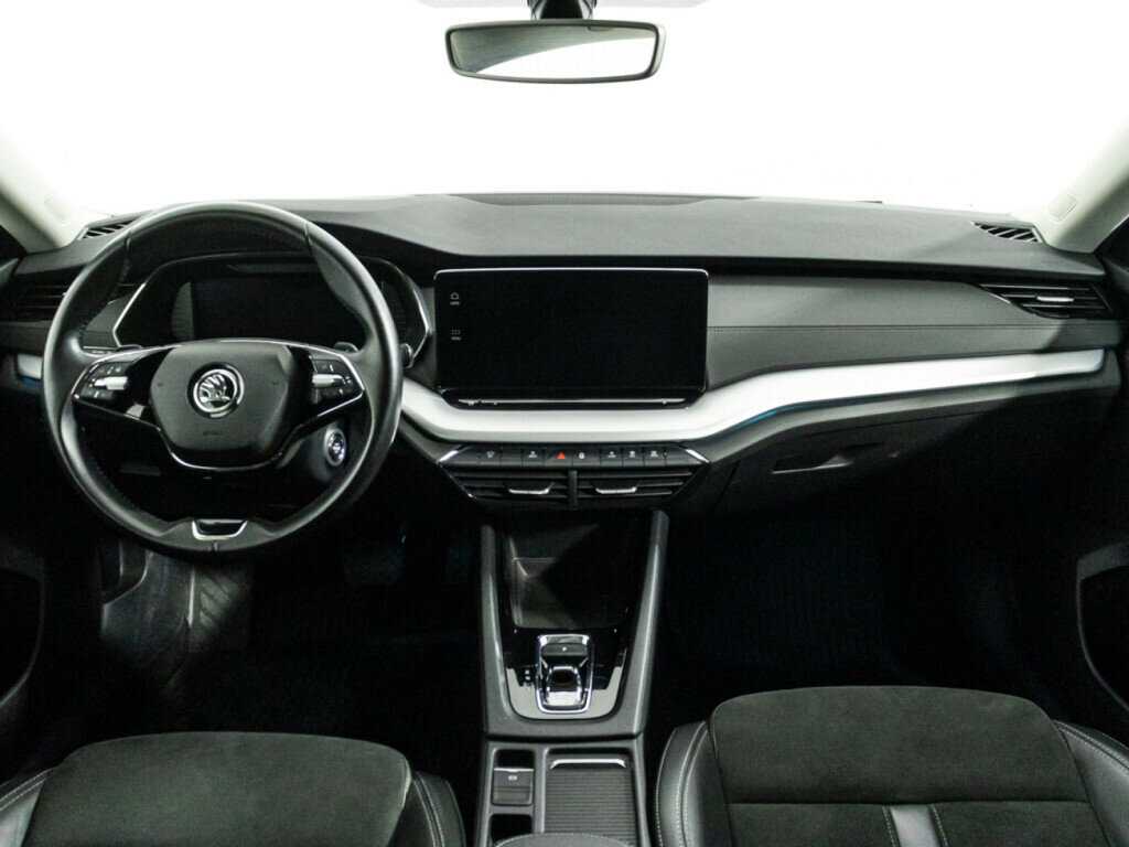 Б/У Шкода Октавия 2020 года. Фото: #12