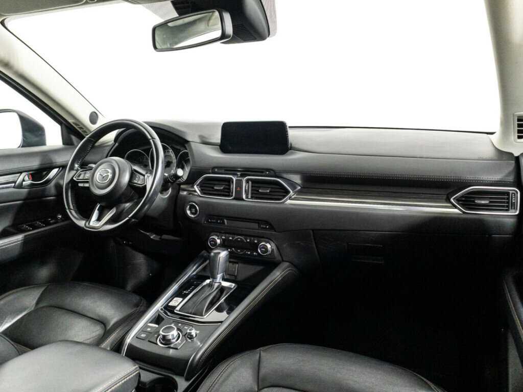 Б/У Мазда Ц-Икс-5 2017 года. Фото: #8