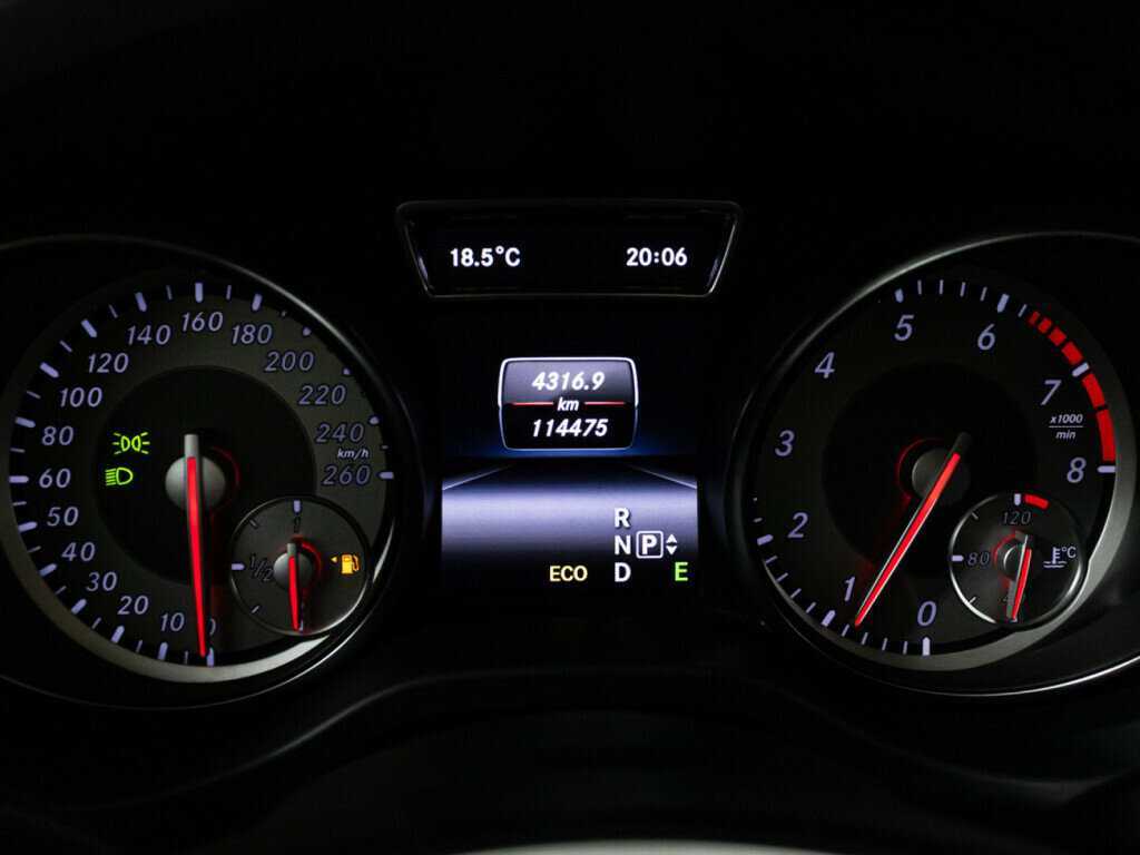 Б/У Мерседес-Бенц КЛА 2013 года. Фото: #11