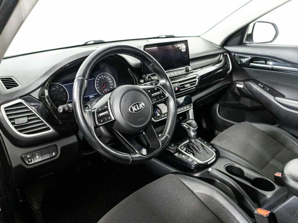 Б/У Киа Сельтос 2021 года. Фото: #10