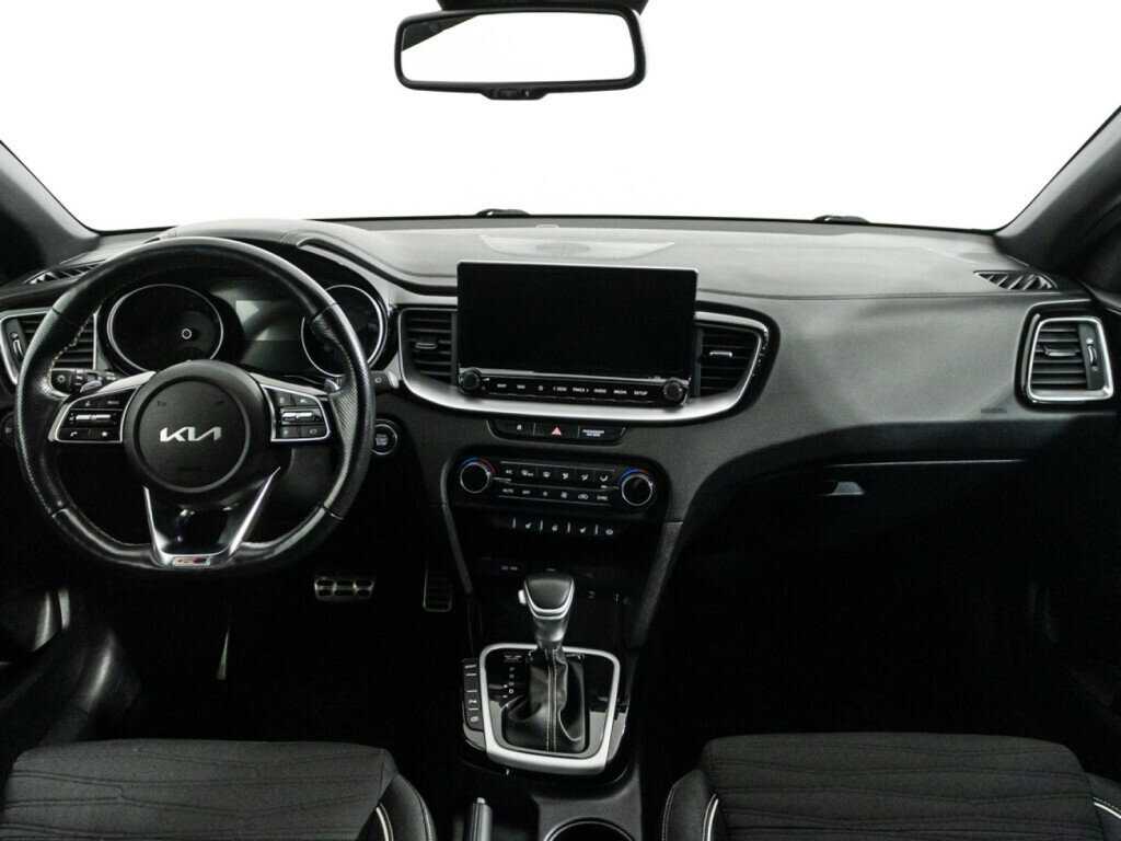 Б/У Киа Сид 2021 года. Фото: #10