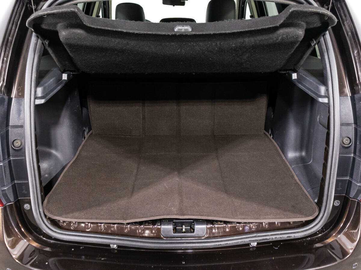 Б/У Рено Дастер 2018 года. Фото: #14