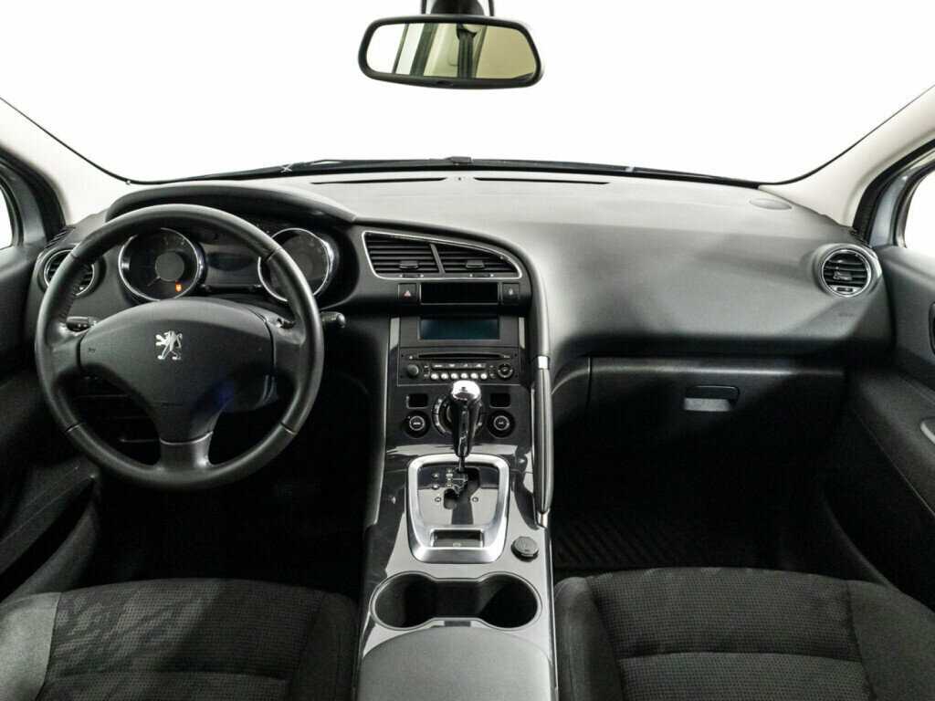 Б/У Пежо 3008 2012 года. Фото: #12