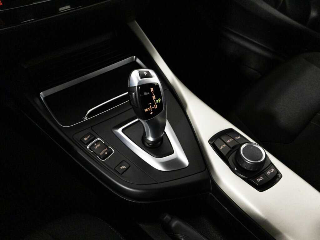 Б/У БМВ 1 серии 2017 года. Фото: #16