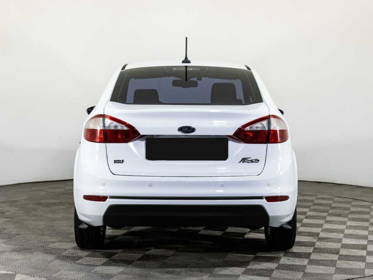 Б/У Форд Фиеста 2017 года. Фото: #4