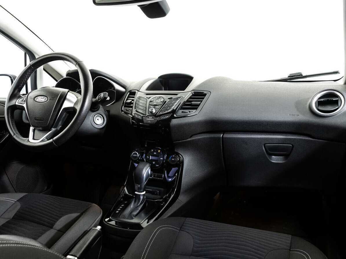 Б/У Форд Фиеста 2017 года. Фото: #6