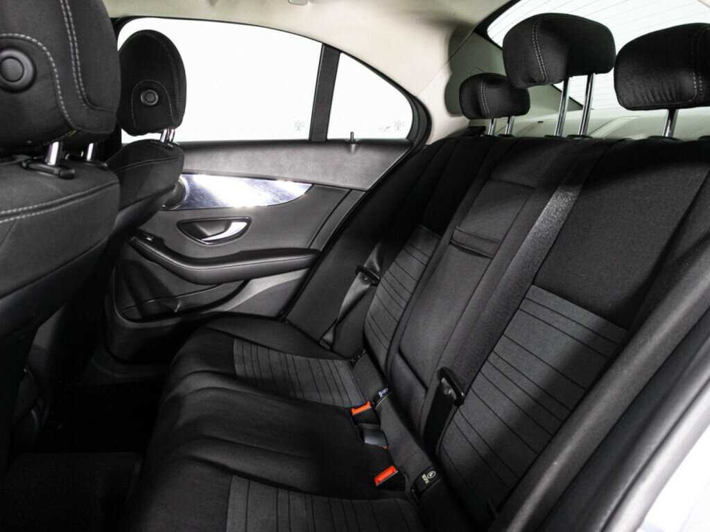 Б/У Мерседес-Бенц Ц-Класс 2014 года. Фото: #9