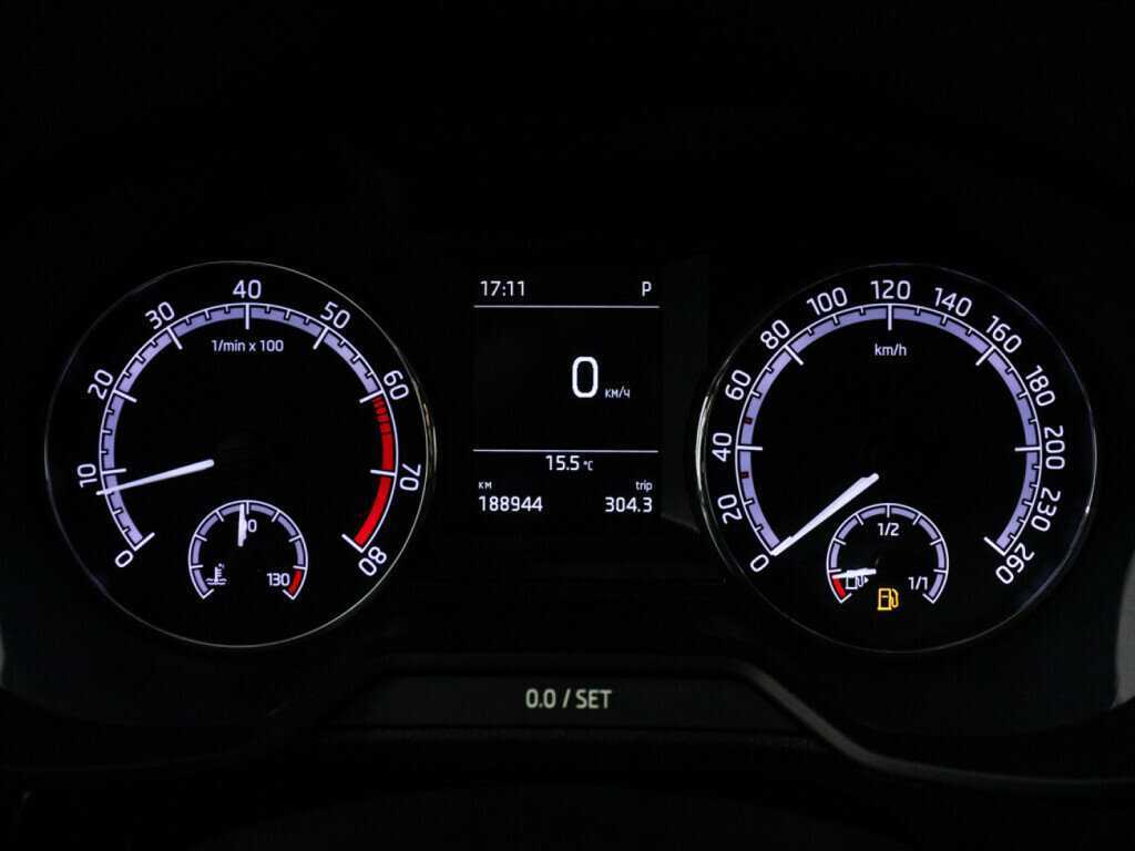 Б/У Шкода Октавия 2018 года. Фото: #11