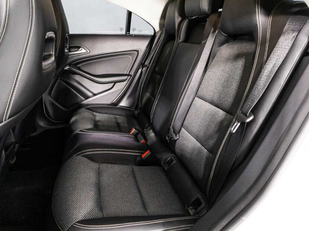 Б/У Мерседес-Бенц КЛА 2014 года. Фото: #9