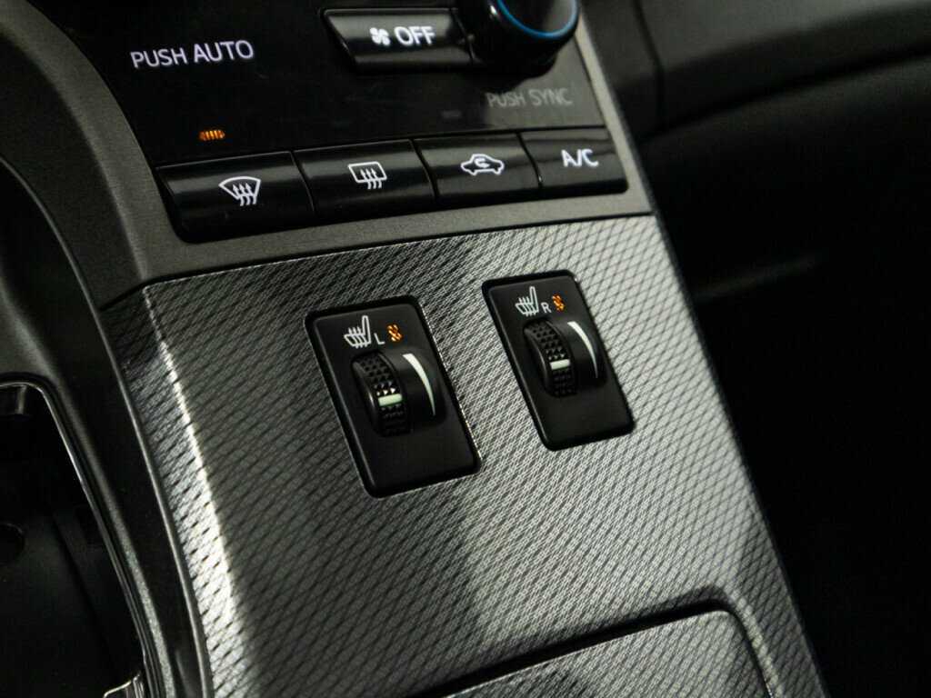 Б/У Тойота Венза 2014 года. Фото: #22