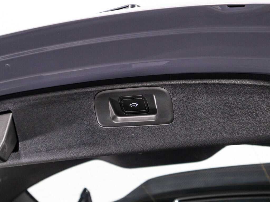 Б/У Джили Кулрэй 2023 года. Фото: #14