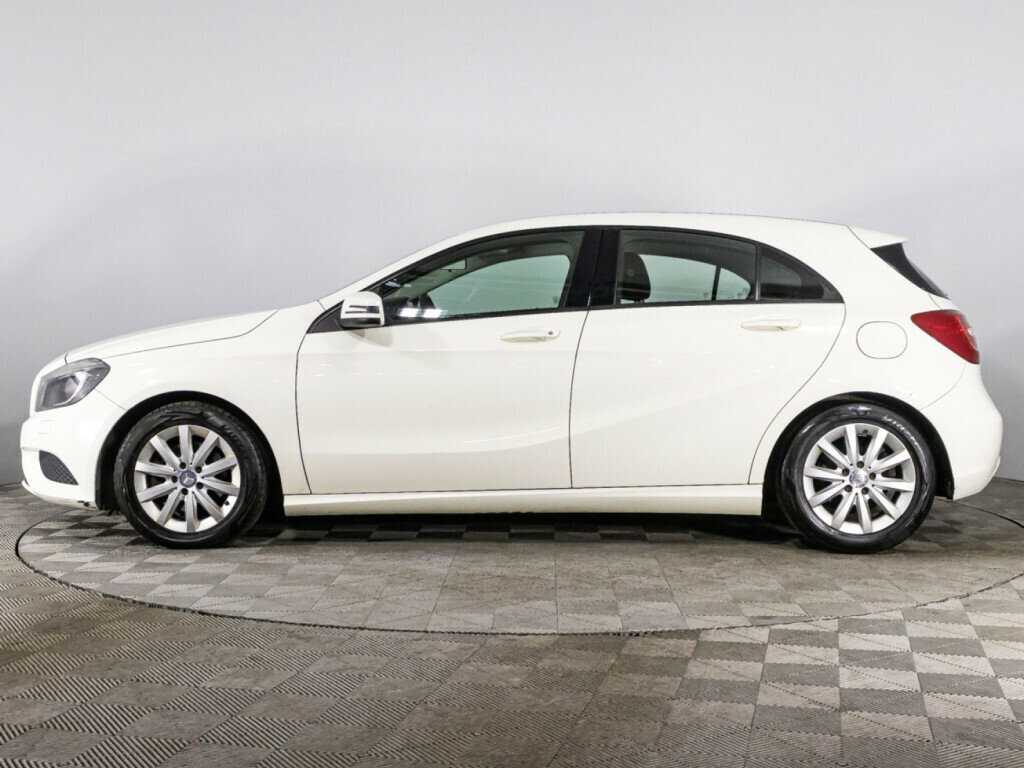 Б/У Мерседес-Бенц А-Класс 2015 года. Фото: #7