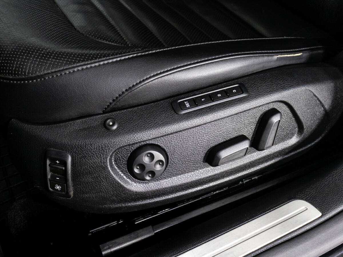 Б/У Фольксваген Пассат 2012 года. Фото: #16