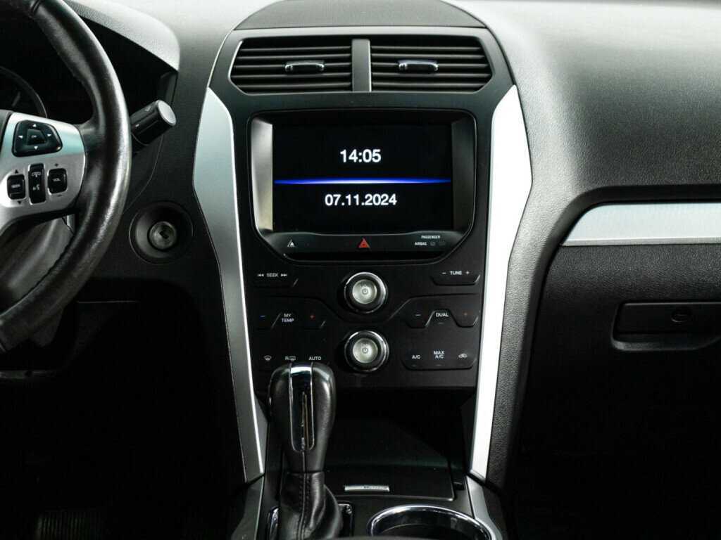 Б/У Форд Експлорер 2015 года. Фото: #13