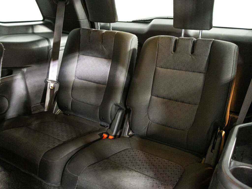 Б/У Форд Експлорер 2015 года. Фото: #14