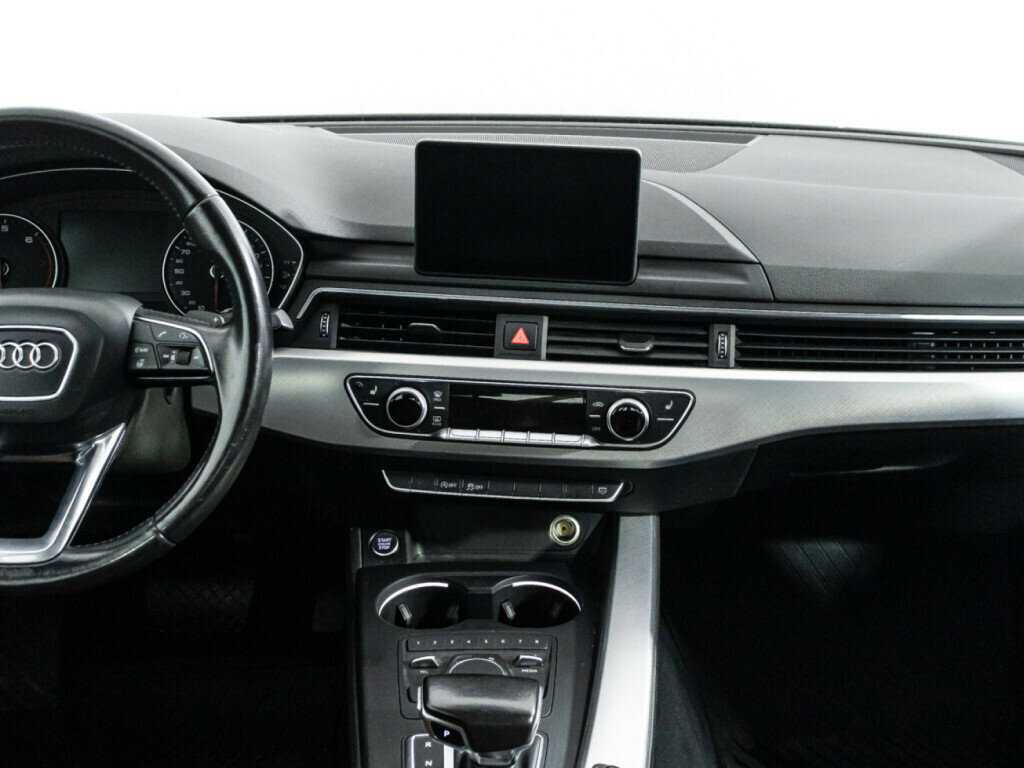 Б/У Ауди А4 2016 года. Фото: #13