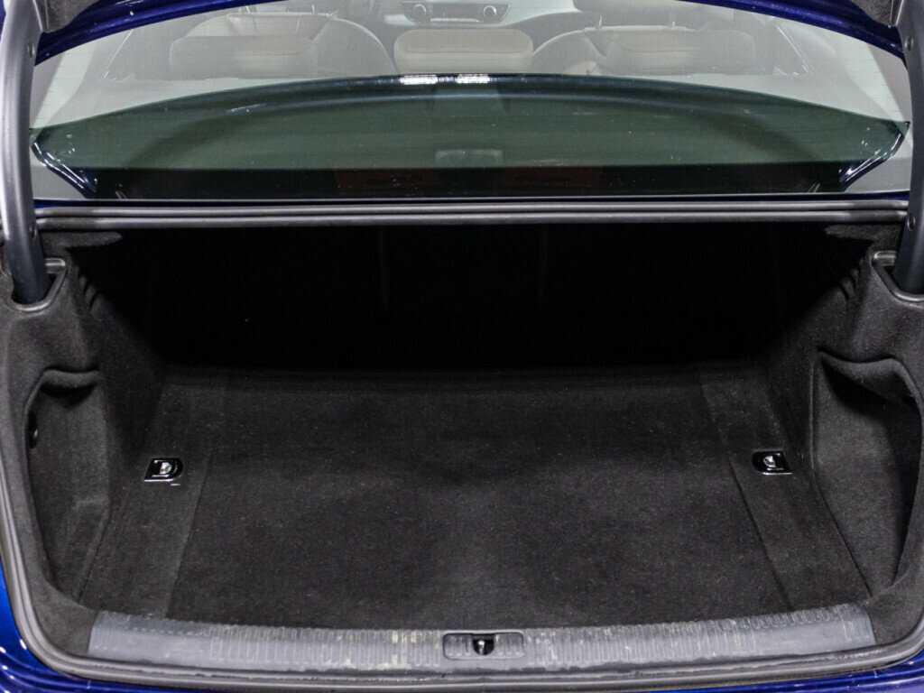 Б/У Ауди А4 2016 года. Фото: #14