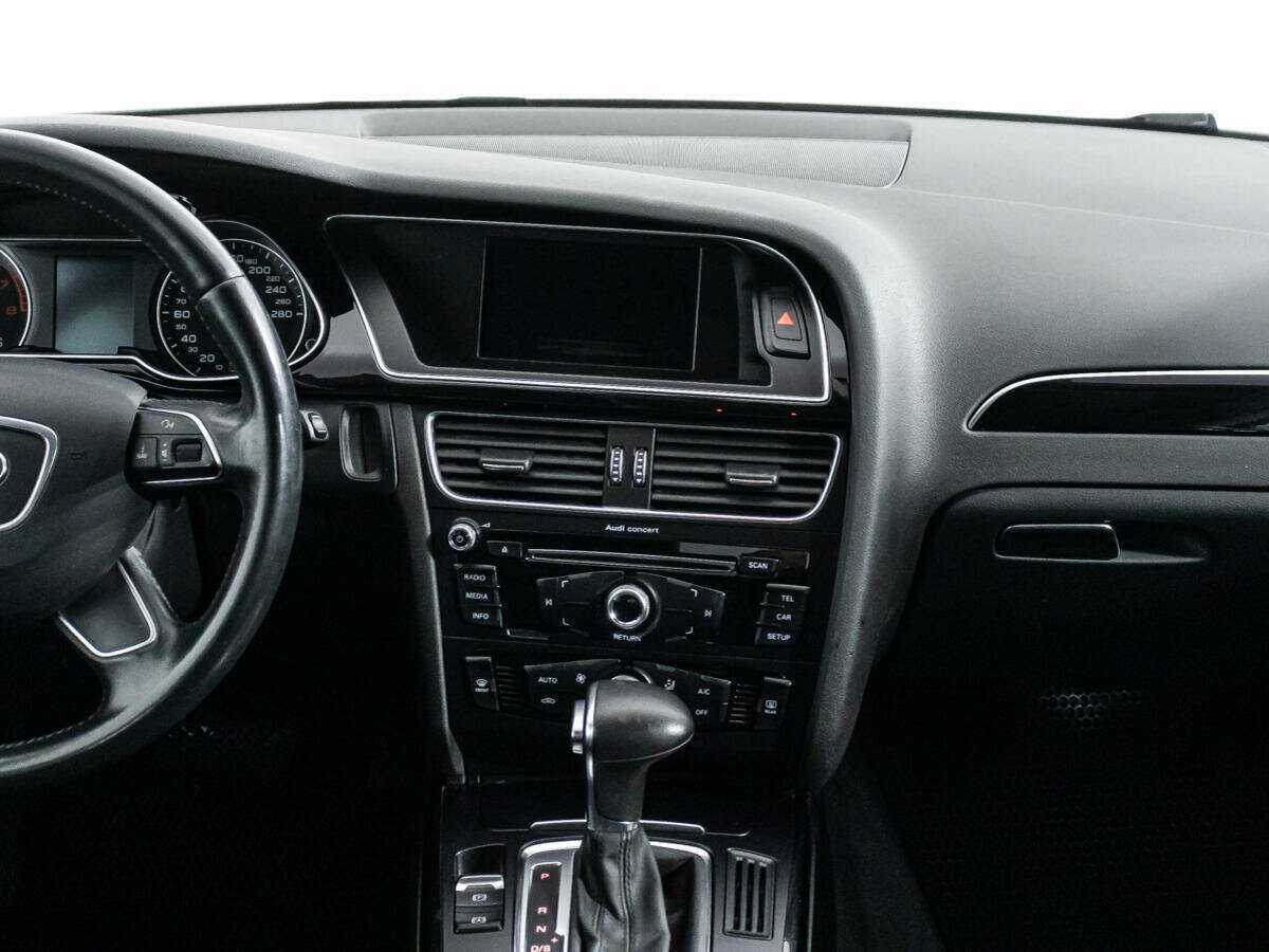 Б/У Ауди А4 2015 года. Фото: #13