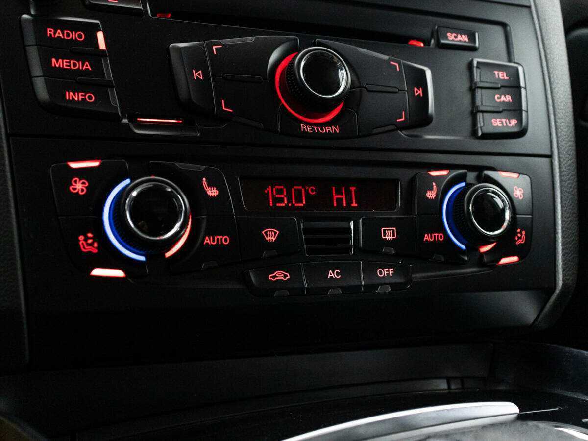 Б/У Ауди К5 2012 года. Фото: #14