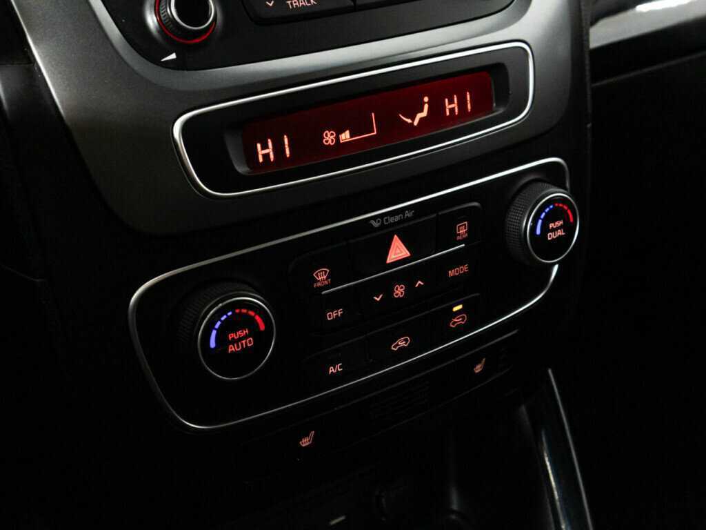 Б/У Киа Соренто 2017 года. Фото: #15