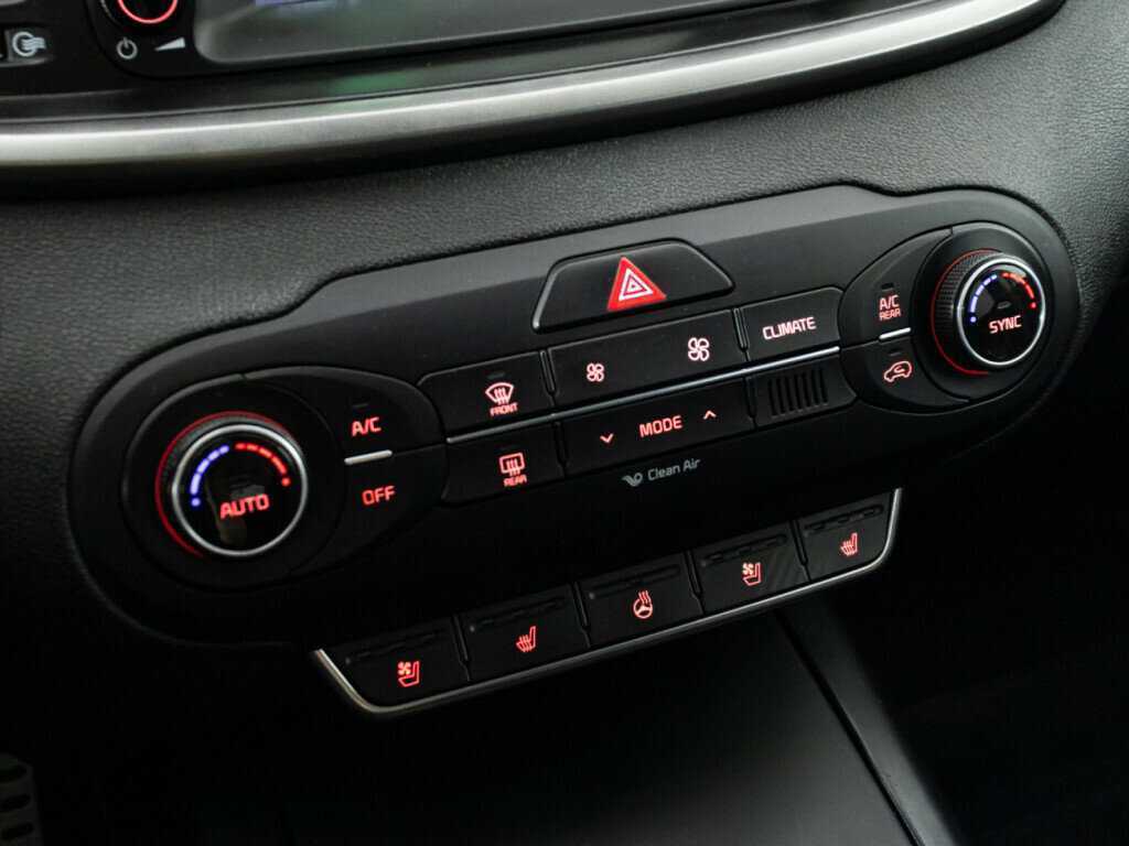 Б/У Киа Соренто 2016 года. Фото: #19