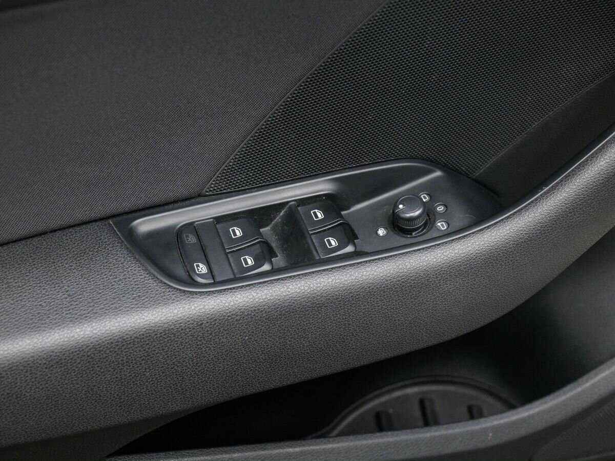 Б/У Ауди А3 2013 года. Фото: #16