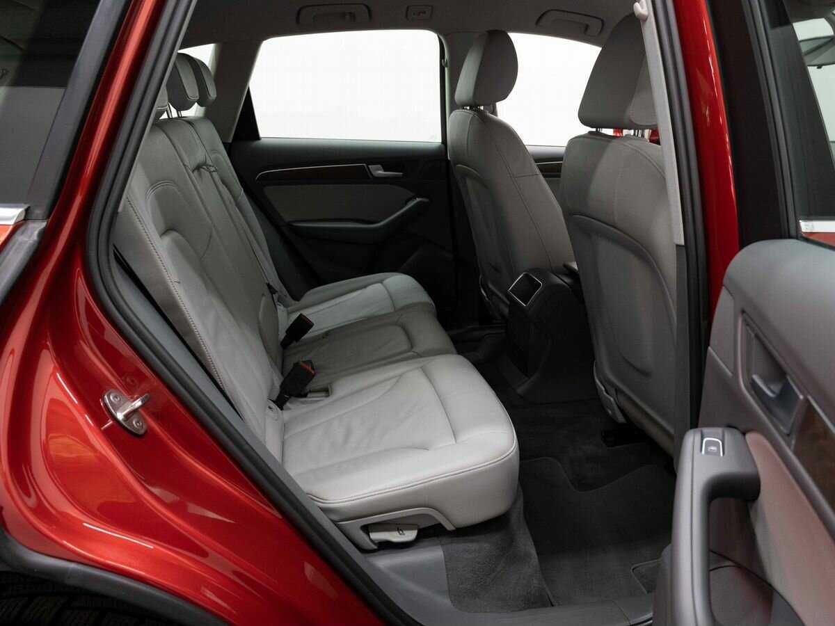 Б/У Ауди К5 2013 года. Фото: #9