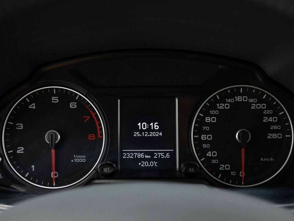 Б/У Ауди К5 2013 года. Фото: #17