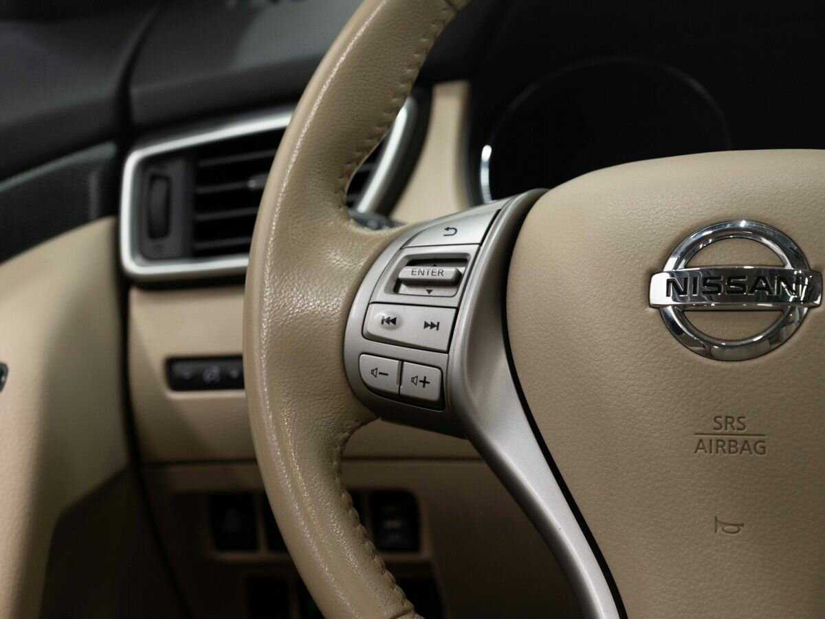 Б/У Ниссан Икс-Трейл 2016 года. Фото: #16