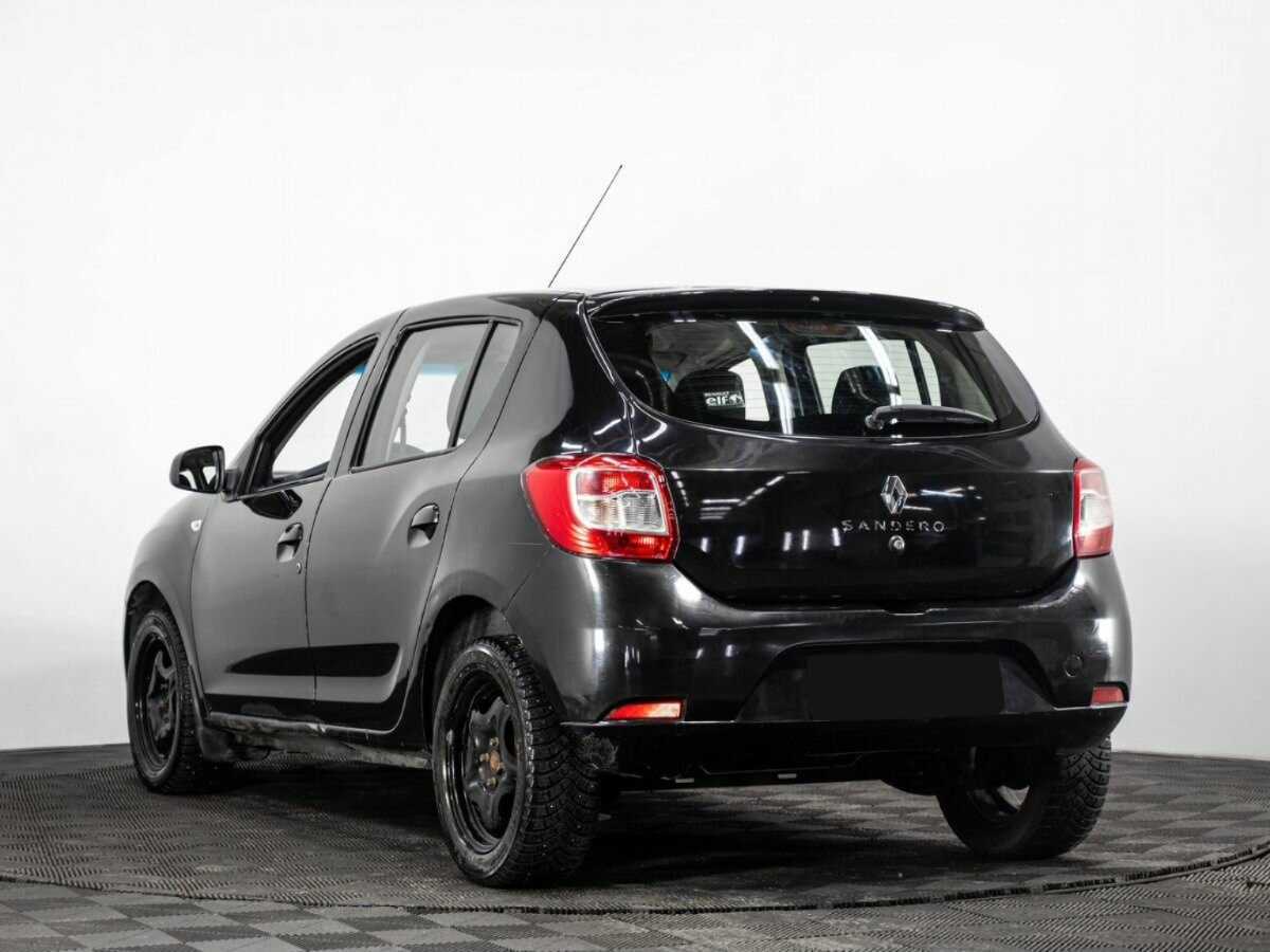 Б/У Рено Сандеро 2016 года. Фото: #3
