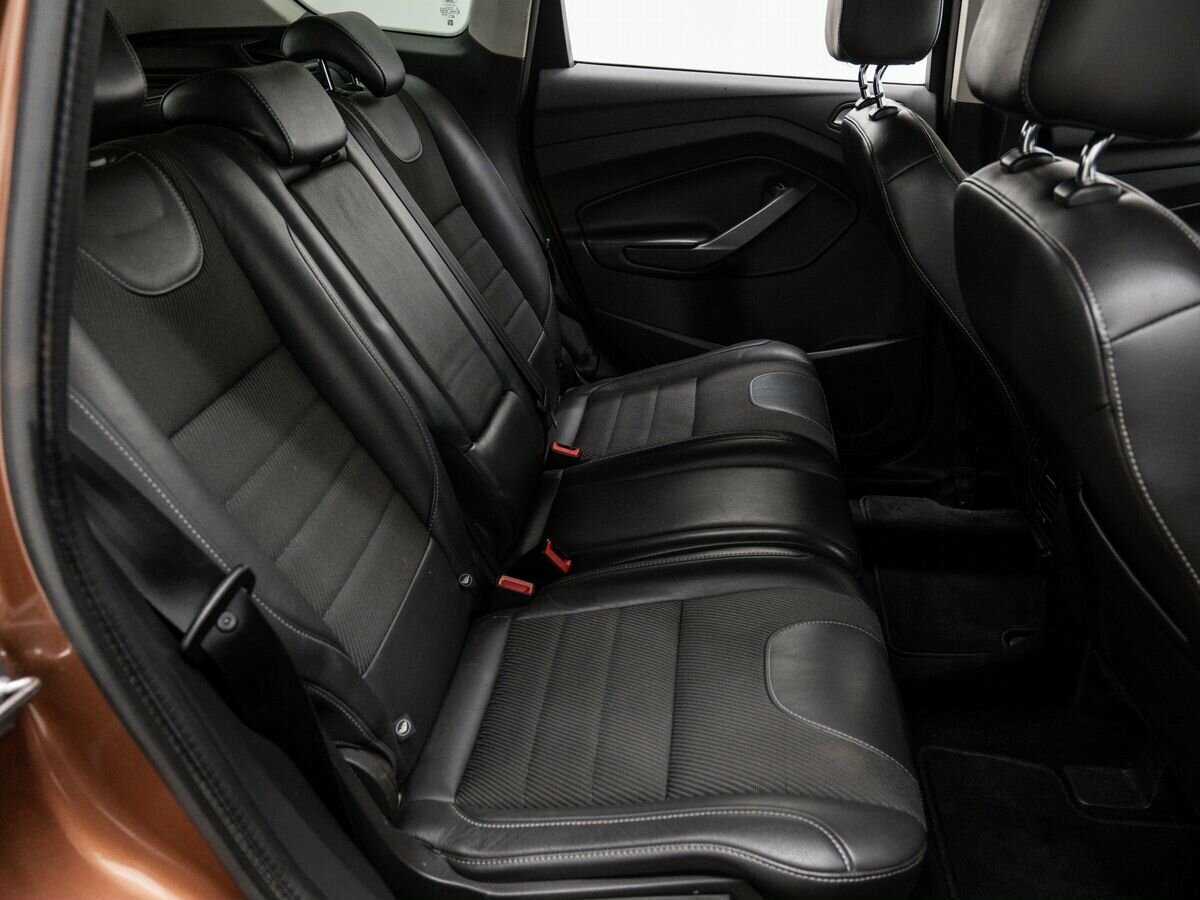 Б/У Форд Куга 2015 года. Фото: #9