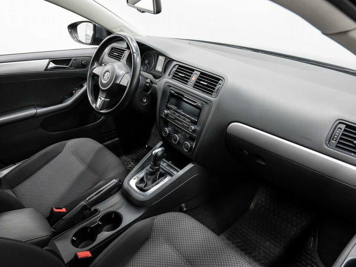 Б/У Фольксваген Джетта 2012 года. Фото: #7